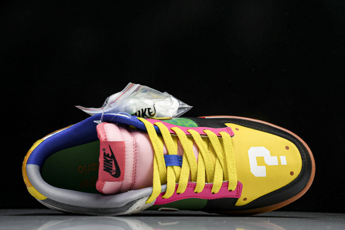 NK Dunk Low SE DH0952-100