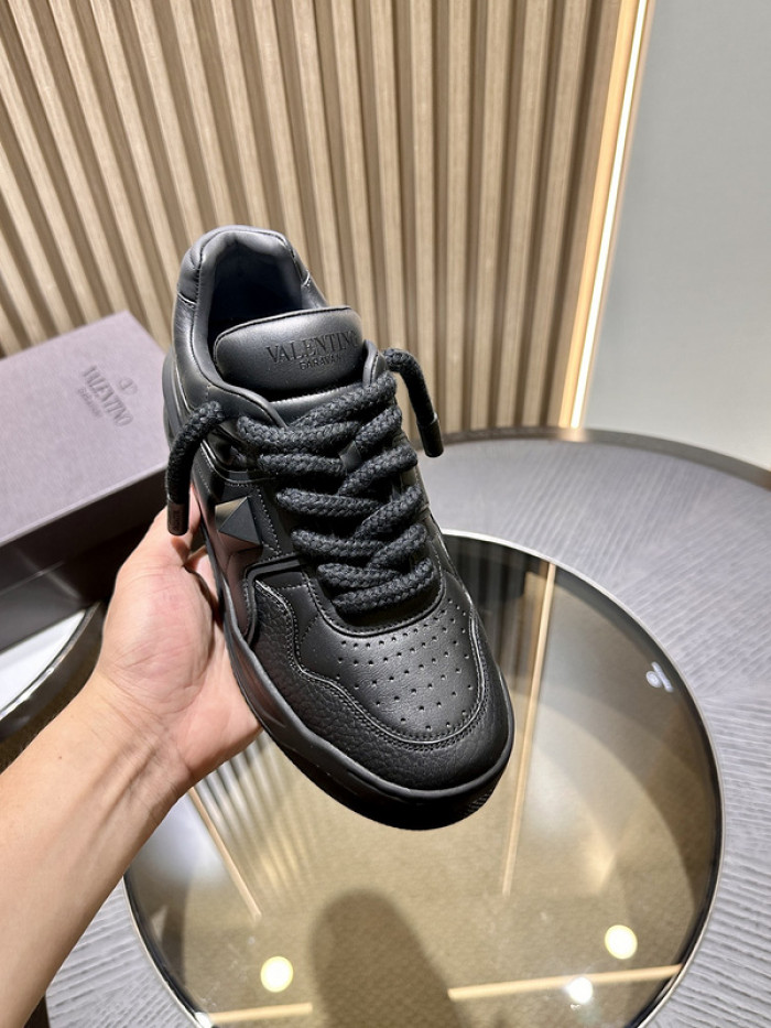 VALEN DESIGNER SNEAKERS