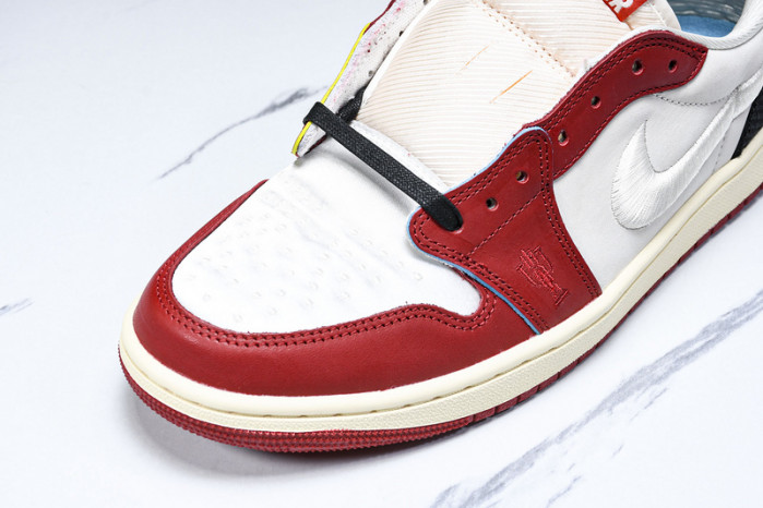 Trophy Room x Air Jordan 1 Low OG “Rookie Card: Home” HV6157-100