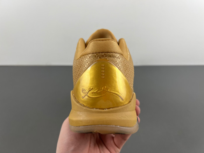 ZOOM KOBE 5 DB4796-555