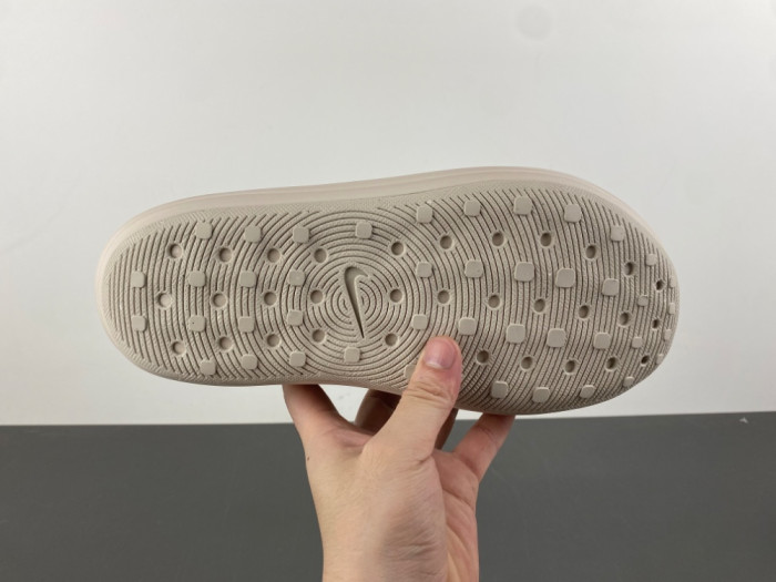 Nike ReactX Rejuven8 HV5060-100